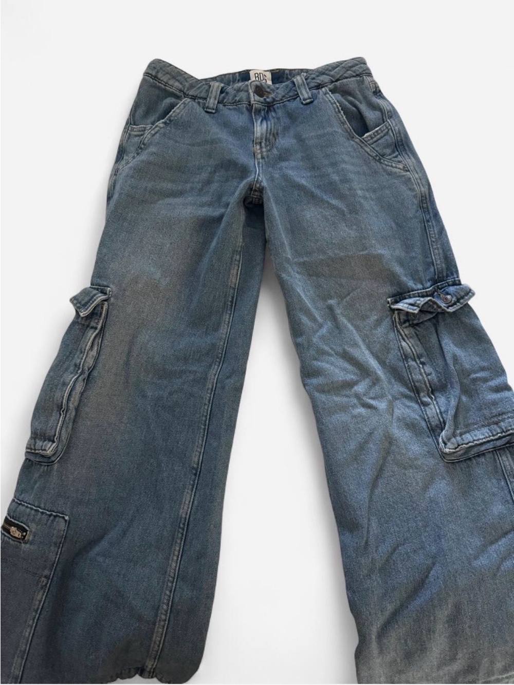 BDG Puddle Wide-Leg Cargo Jeans in Faded Blue